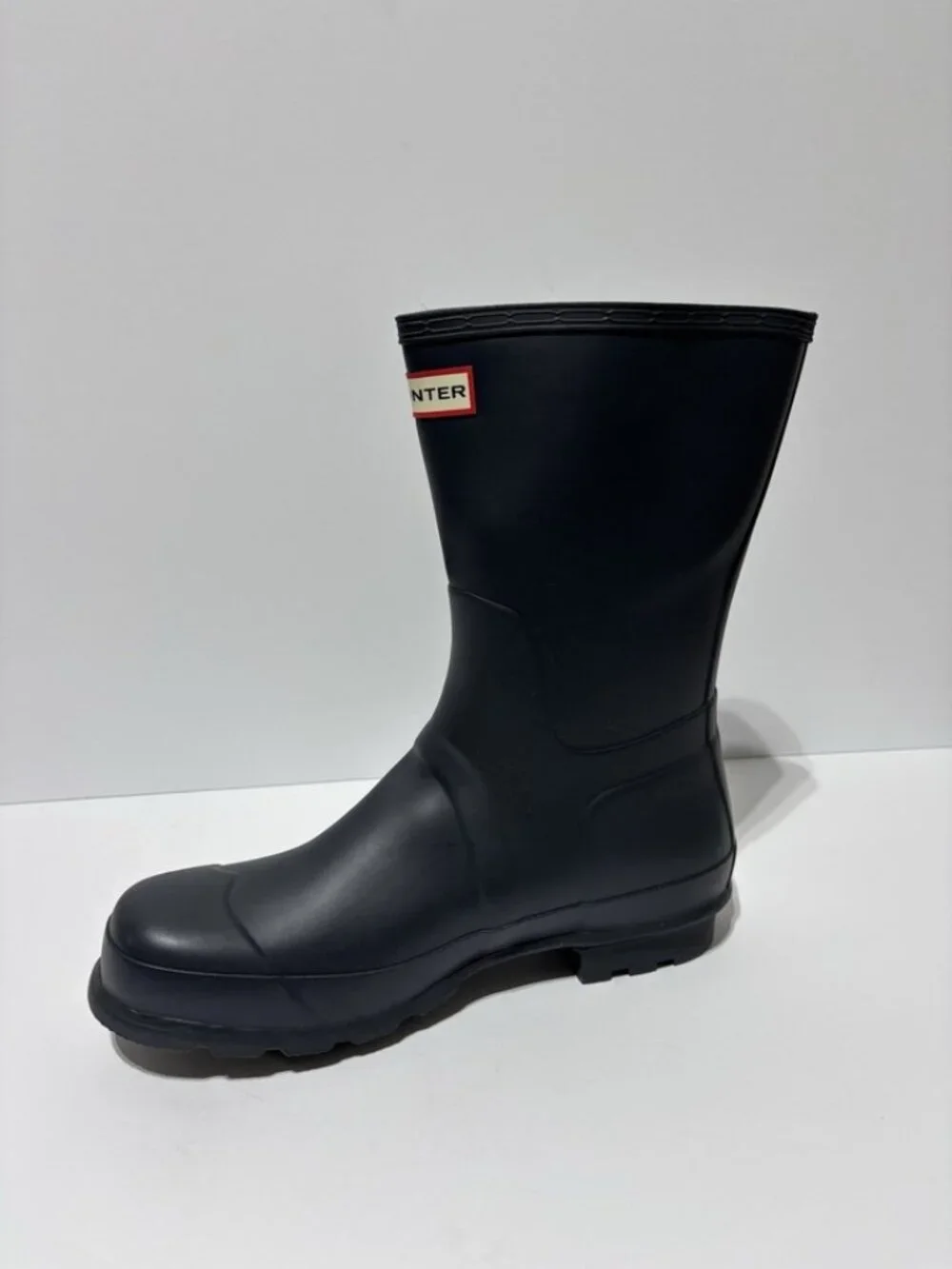 Hunter Men’s Original Short Waterproof Rain Boots Navy, Size 12 M